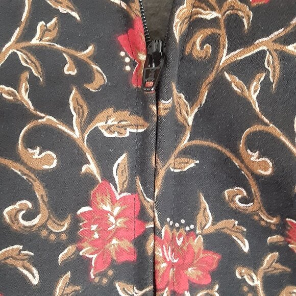 Briggs NY Womans Full Length Skirt Size 10, Zip Closure, Black/Red, Ankle Length - Picture 3 of 9